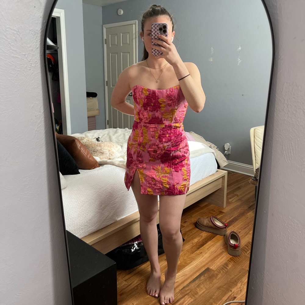 NWT Showpo Brailey Strapless Mini Dress